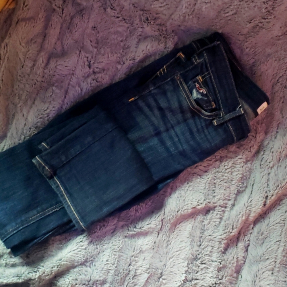 Super cute like new Hollister jeans